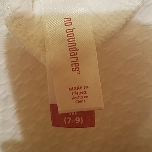 No Boundaries medium cream colored dress - Picture 4 of 6